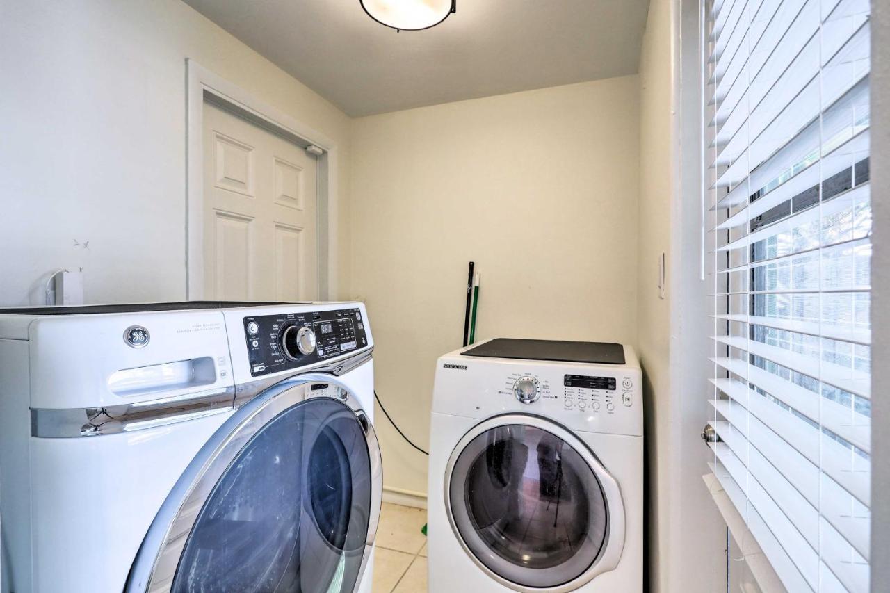 Cute And Cozy Florida Duplex Walk To Beaches! Cocoa Beach Exteriör bild